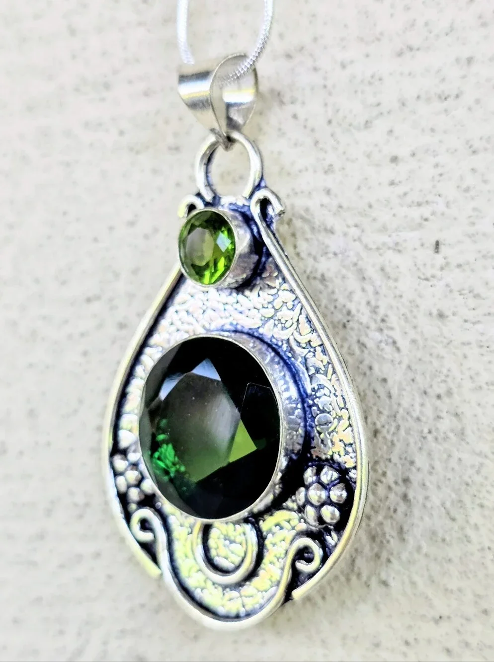 Chrome Diopside & Periodot Pendant Necklace In 925 Sterling Silver (2.5